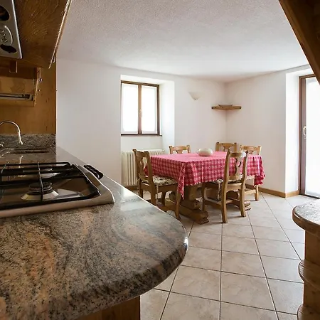 Cà Bregaglia - Per Vacanze Appartamento *